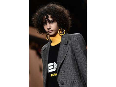 L’inverno di Fendi tra delicatezza e determinazione